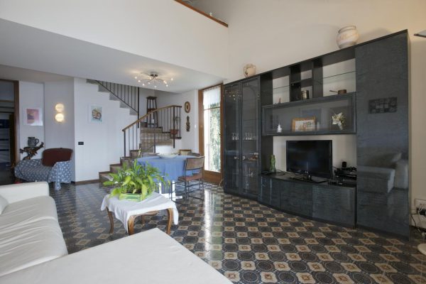 appartamento-con-terrazza-in-vista-lago-03