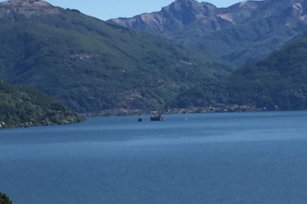 appartamento-con-terrazza-in-vista-lago-16