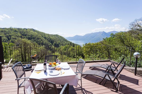 villetta-bifamiliare-vista-lago-a-dumenza--19